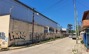 VENTA NAVE INDUSTRIAL MERLO OFIC SALIDA A 3 CALLES