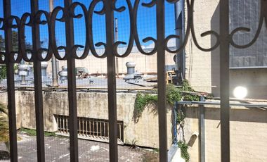 VENTA NAVE INDUSTRIAL MERLO OFIC SALIDA A 3 CALLES