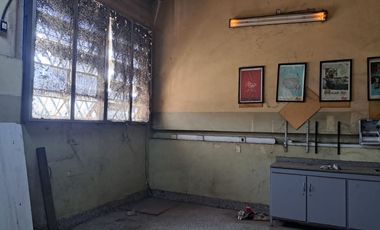 VENTA NAVE INDUSTRIAL MERLO OFIC SALIDA A 3 CALLES