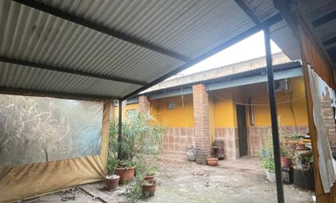 SE VENDE CASA EN JUAN JOSE PASO