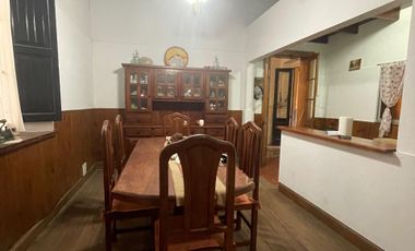 SE VENDE CASA EN JUAN JOSE PASO
