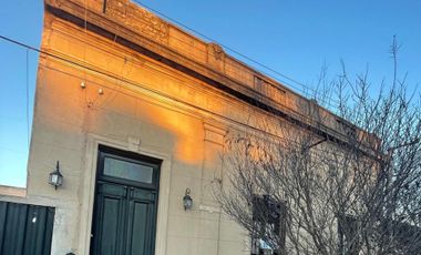 SE VENDE CASA EN JUAN JOSE PASO
