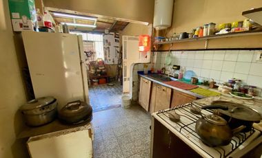 Casa en venta Quilmes Oeste a reciclar!!!