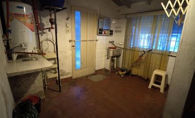 Chalet en José Marmol oportunidad