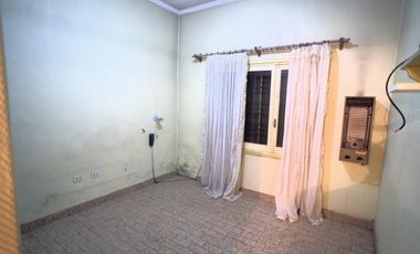 Chalet en José Marmol oportunidad