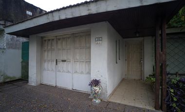 Chalet en José Marmol oportunidad