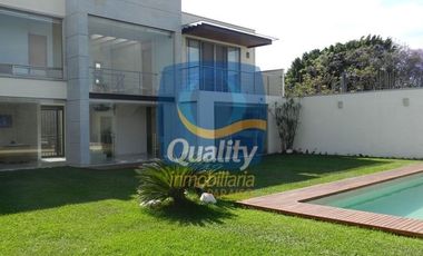 Casa en Fraccionamiento Parques Sumiya.