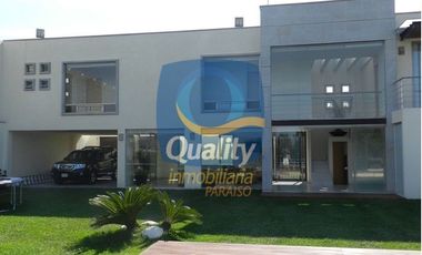 Casa en Fraccionamiento Parques Sumiya.