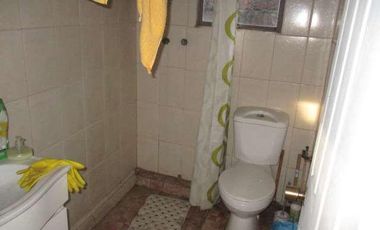 EXCELENTE CASA EN EL CENTRO DE CURICÓ