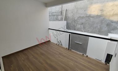 Casa en Venta – Diseño Moderno y Alberca en Zona Norte Poniente