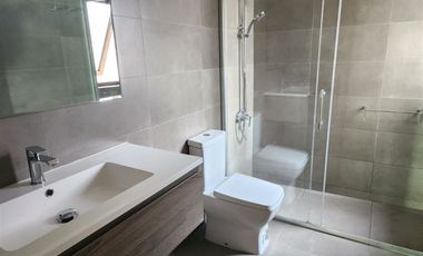 Casa en Arriendo en Condominio Bosques de Nogales, Machali