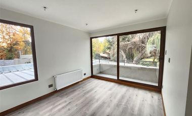 Casa en Arriendo en Condominio Bosques de Nogales, Machali
