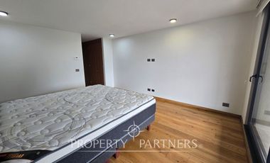 Departamento de lujo con vista al lago y al volcán Osorno con patio y doble estacionamiento
