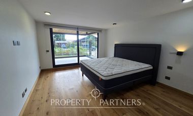 Departamento de lujo con vista al lago y al volcán Osorno con patio y doble estacionamiento