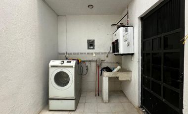 Casa en Renta Valle Esmeralda/Zona Real Zapopan