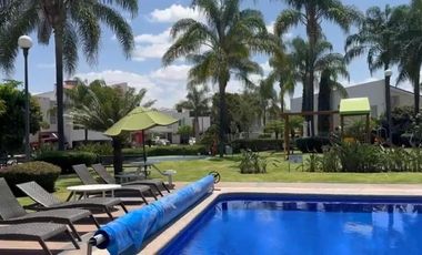 Casa en Renta Valle Esmeralda/Zona Real Zapopan