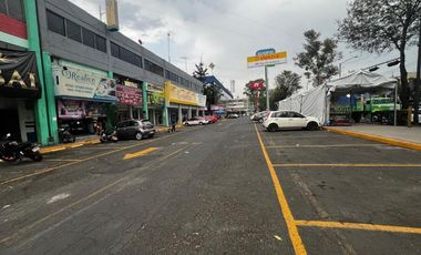 Amplio local comercial en Planta Alta