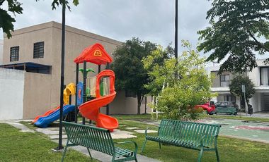 CASA EN VENTA EN ESTANCIAS VALLE DE PLATA APODACA