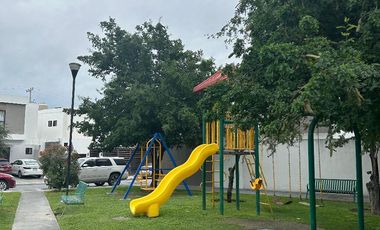 CASA EN VENTA EN ESTANCIAS VALLE DE PLATA APODACA