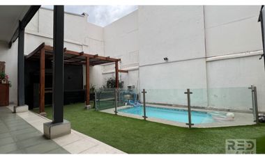 VENDO CASA ZONA PATRIMONIAL; METRO CUMMING