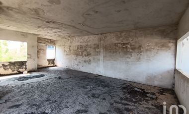 Edificio amplio en venta, 2 locales al frente y 2 niveles. Tapachula Chiapas