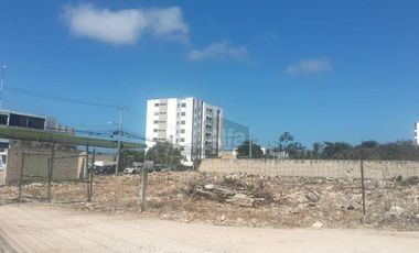 TERRENO COMERCIAL EN VENTA EN CANCUN SOBRE AV HUAYACAN