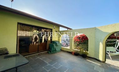 Cerro Alegre, Valparaíso. Casa en 4 niveles 750 m2 de terreno.