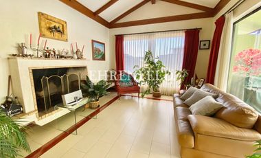 Cerro Alegre, Valparaíso. Casa en 4 niveles 750 m2 de terreno.