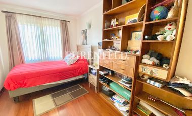 Cerro Alegre, Valparaíso. Casa en 4 niveles 750 m2 de terreno.