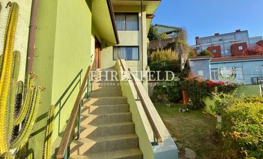 Cerro Alegre, Valparaíso. Casa en 4 niveles 750 m2 de terreno.