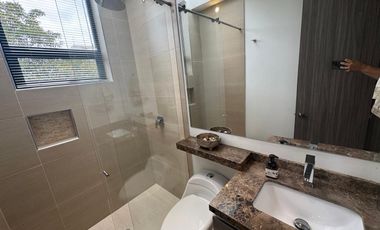 PRECIO DE OPORTUNIDAD-VENDO CASA EN MACADAMIA DEL RÍO, LA CALERA