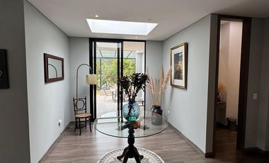 PRECIO DE OPORTUNIDAD-VENDO CASA EN MACADAMIA DEL RÍO, LA CALERA
