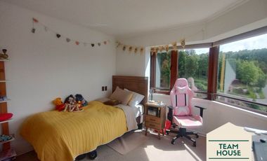 Departamento Av, Los Robles, Isla Teja
