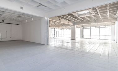 RENTA LOCALES COMERCIALES. AV. INGS. MILITARES (N)