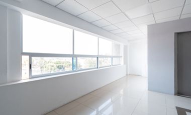 Oficinas en renta Azafrán, col. Granjas México (N)