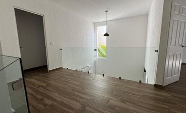 HERMOSA CASA EN HERMOSO CONDOMINIO VILANOVA