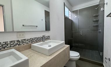 HERMOSA CASA EN HERMOSO CONDOMINIO VILANOVA