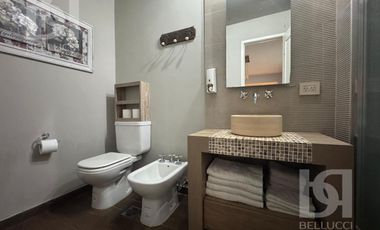 Casa de 6 ambiente en VENTA en barrio Güemes