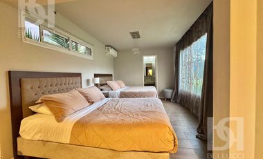Casa de 6 ambiente en VENTA en barrio Güemes