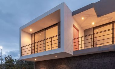 CASA AMUEBLADA EN RENTA EN ZIBATÁ QRO.