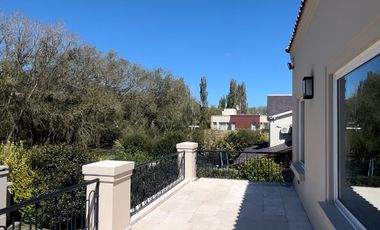 Casa - Rumenco