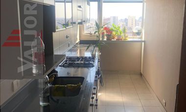 Departamento de 4 ambientes en duplex con terraza propia y cochera
