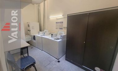 Departamento de 4 ambientes en duplex con terraza propia y cochera