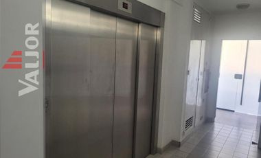 Departamento de 4 ambientes en duplex con terraza propia y cochera