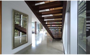 8273283 Arriendo Casa Amoblada en las Palmas Medellín