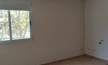 Departamento en  Moreno