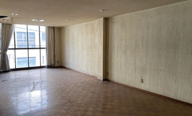 CASA EN VENTA PARA REMODELAR EN CALLE CERRADA