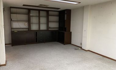 CASA EN VENTA PARA REMODELAR EN CALLE CERRADA