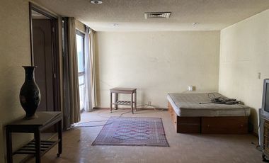 CASA EN VENTA PARA REMODELAR EN CALLE CERRADA
