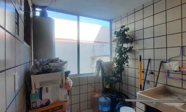 DEPARTAMENTO AMUEBLADO EN RENTA SOBRE ALBERTA